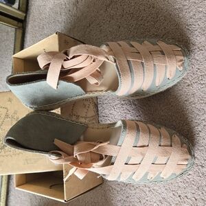 Women's Espadrille Sandals in Green and Tan